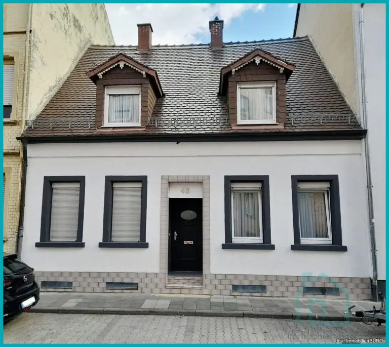 Straßenansicht