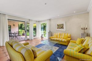 wohnen mit Blick in den Garten