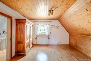 Schlafzimmer 2-Durchgangszimmer