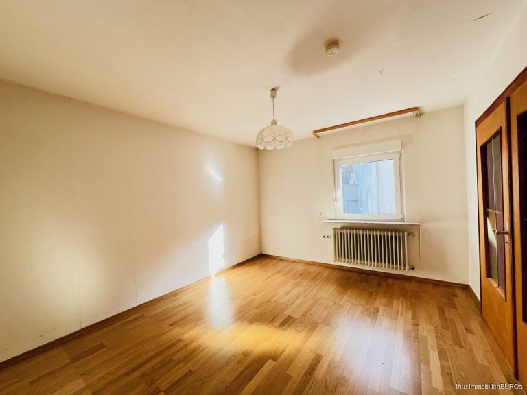 Zimmer 3 EG Altbau