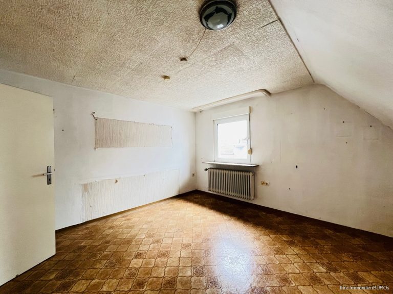 Zimmer 2 OG