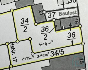 Bauplatz mit Zufahrt und Wendehammer