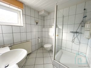 Badezimmer im UG