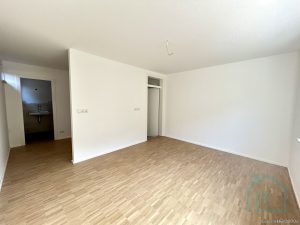 Büro oder Schlafzimmer im Souterrain