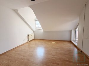 Kinderzimmer, Schlafen oder Arbeiten