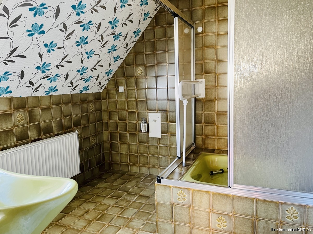 Bad mit Dusche