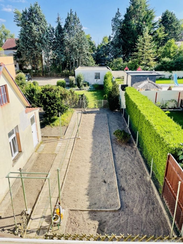 Blick in den Garten aus dem OG