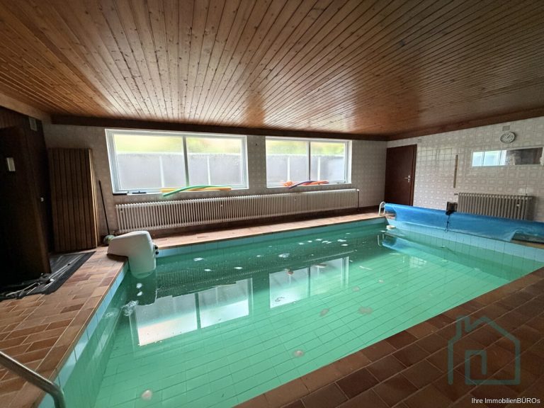 Schwimmbad