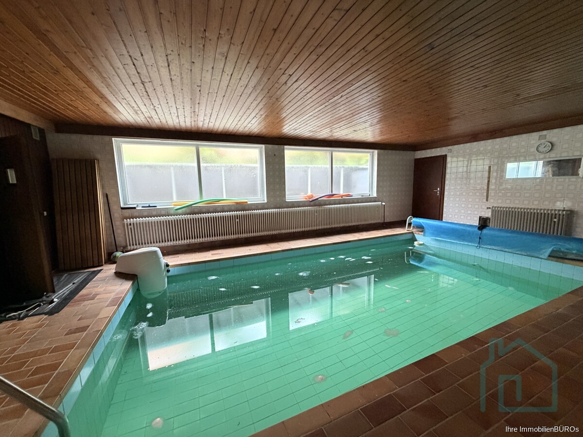 Schwimmbad