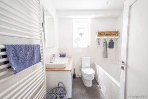 Badezimmer EG