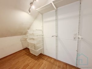 begehbarer Schrank