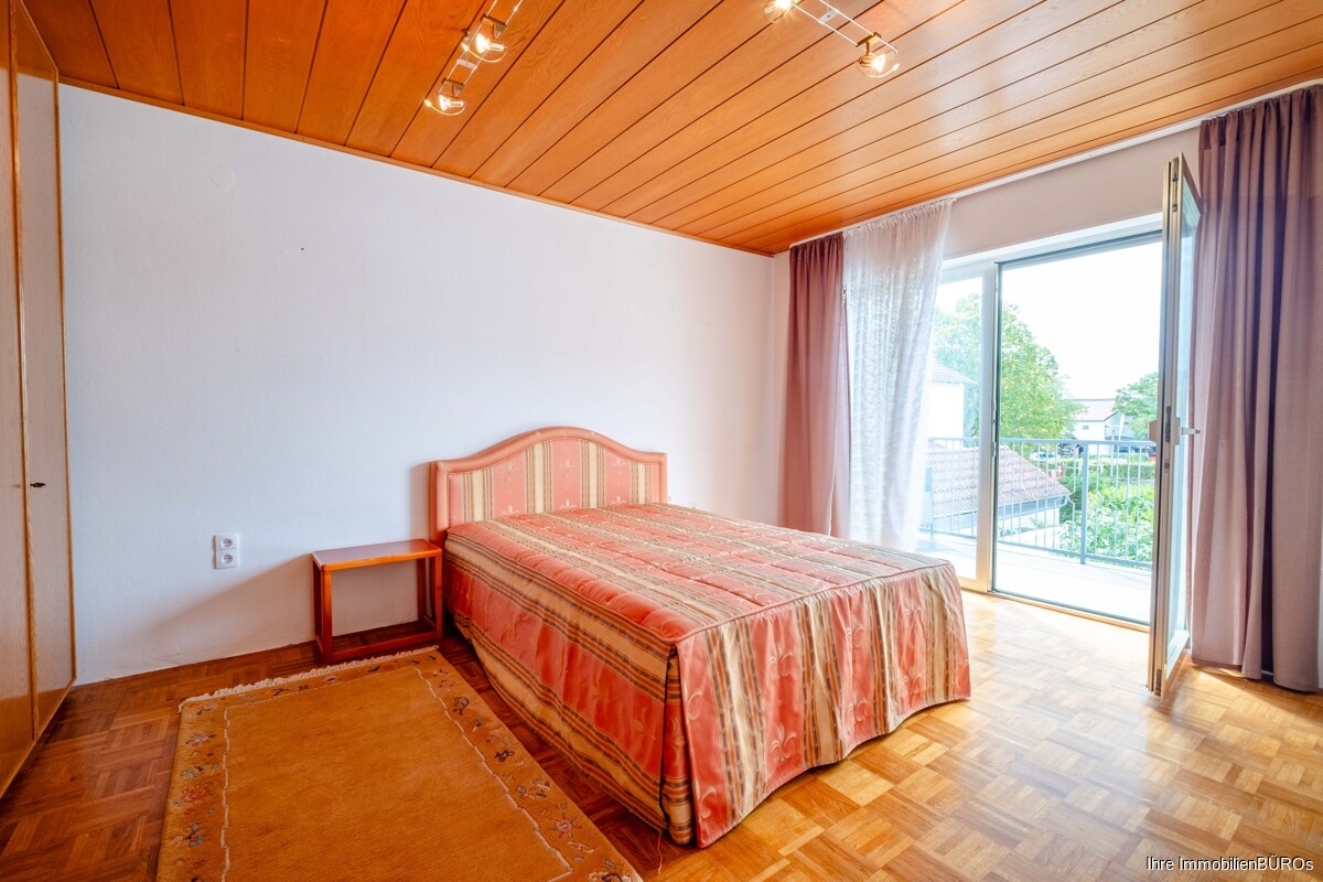 Schlafzimmer 1 OG